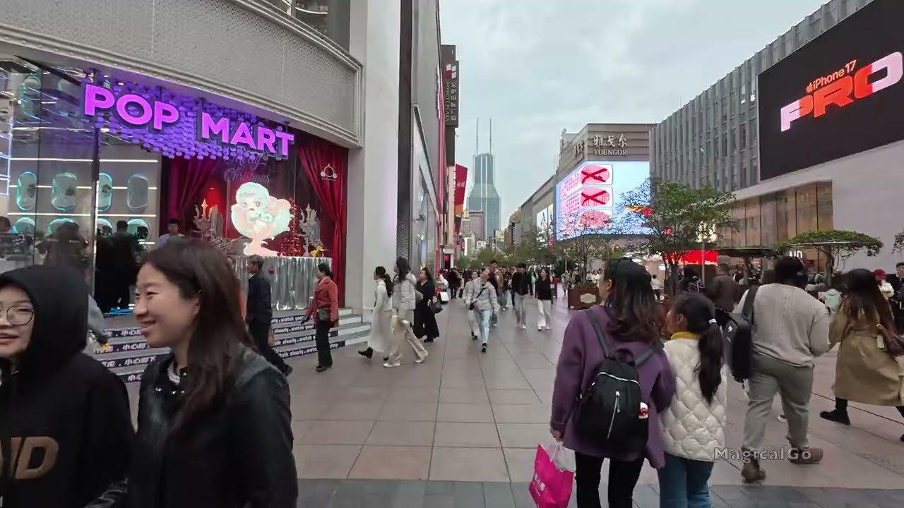 【4K】上海外滩city walk，经过南京路步行街，和平饭店：上海经典游览路线Vlog
