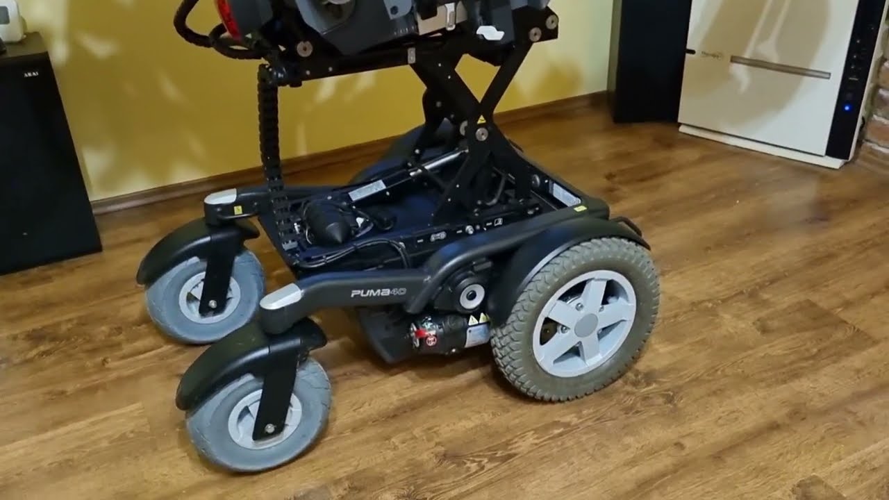 Puma 40 elektromos kerekesszék első-hátsó vezérléssel, Scaun rotile electric puma 40 dizabilitati