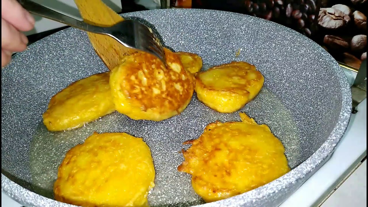 Оладьи из тыквы без яиц на кефире. Очень вкусно и полезно.