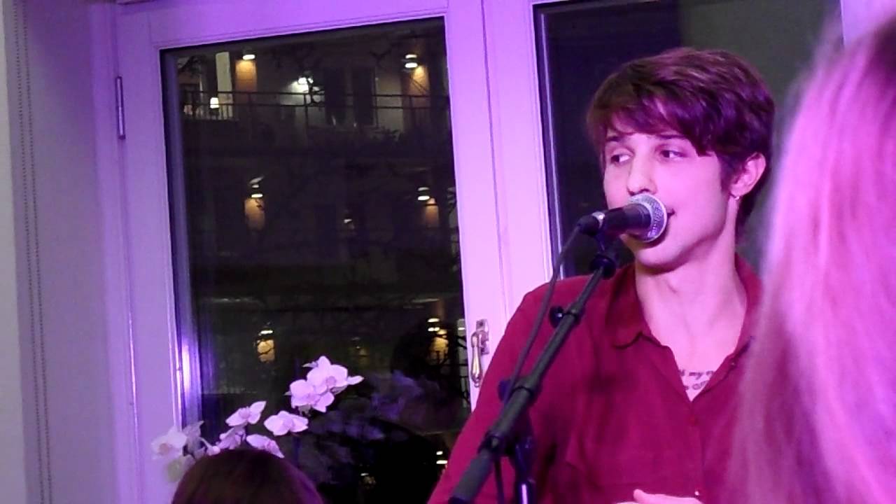 Hot Chelle Rae - Tonight, tonight @ exclusive event, Sony Music Sweden, Stockholm, nov 10.