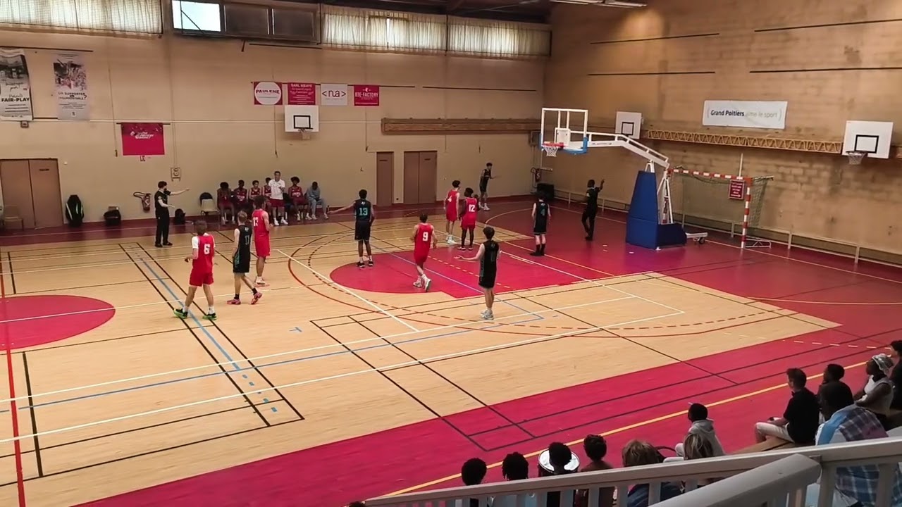U18 R1 - Cep Poitiers vs Elan béarnais pau nord est