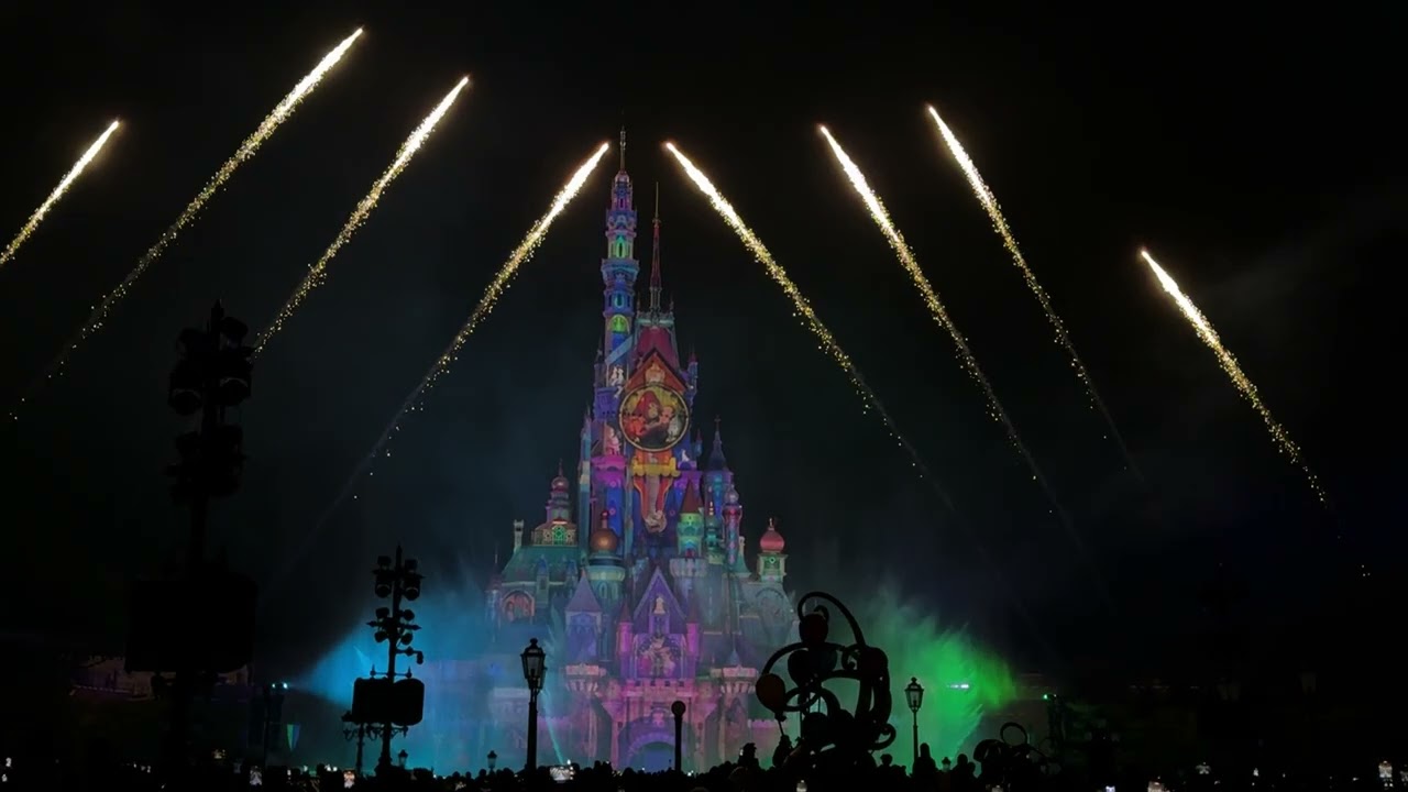 Momentous Show in HK Disneyland