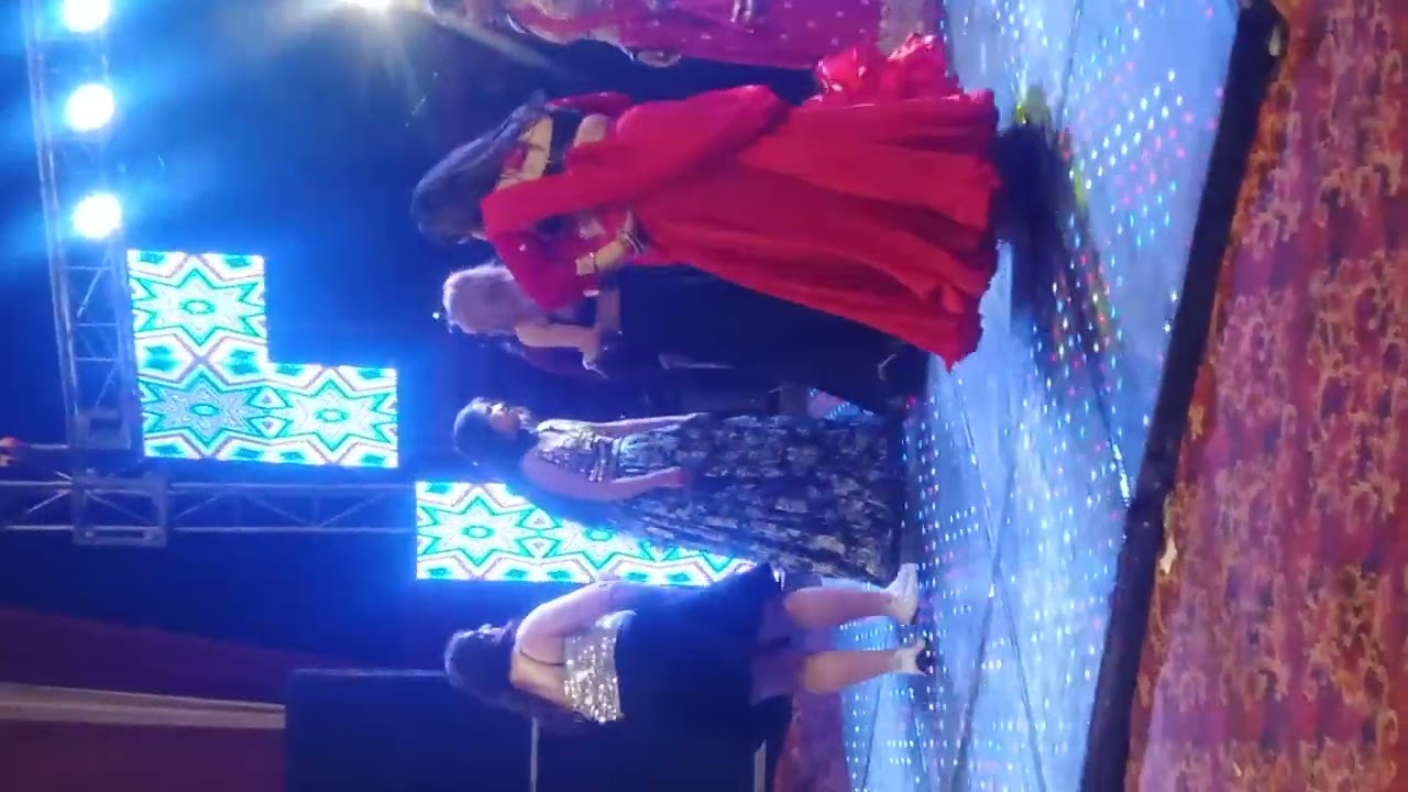 Dance  party ladkiyon ka 