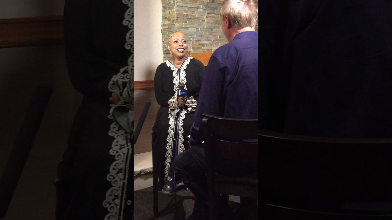 BEHIND THE SCENES: SHELBY J. (E! News Interview on Prince)