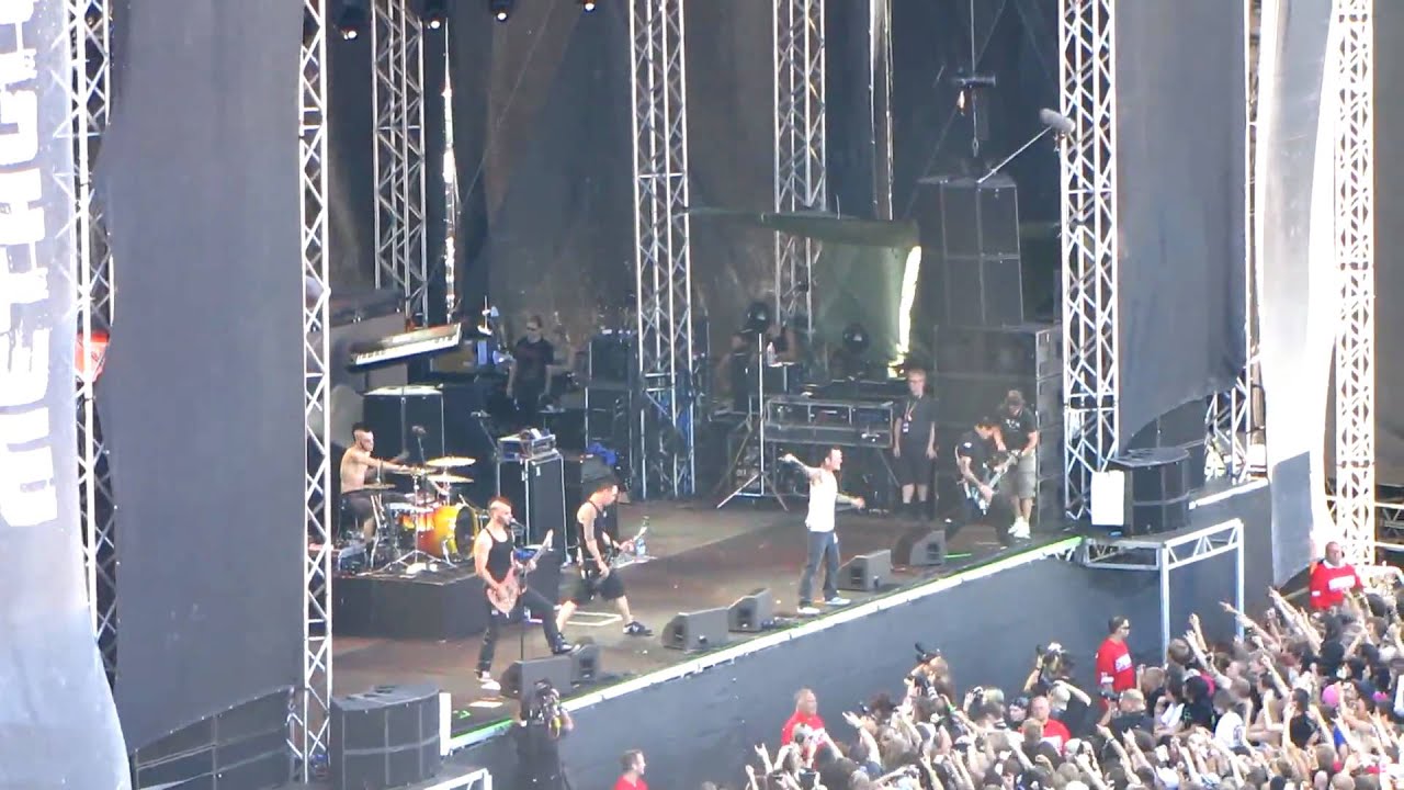 Dead By April - Trapped + Angels of Clarity -HD-Gr8 audio- [Live @ Metaltown 2009]
