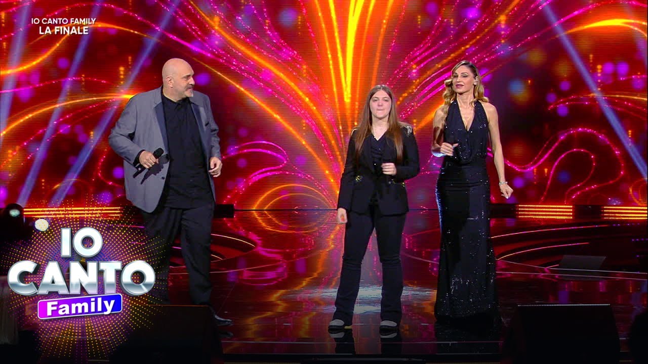 Io Canto Family - Sara, papà Davide e Anna Tatangelo in 