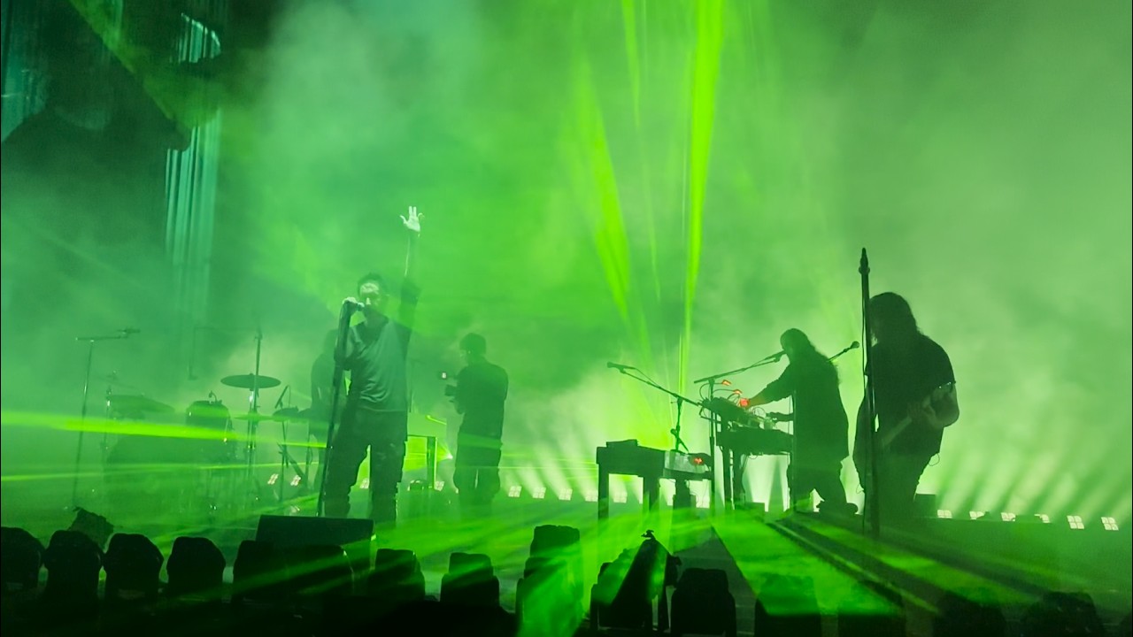 Nine Inch Nails: Peel It Back tour in Vienna, Austria 2025 [4K Multicam]