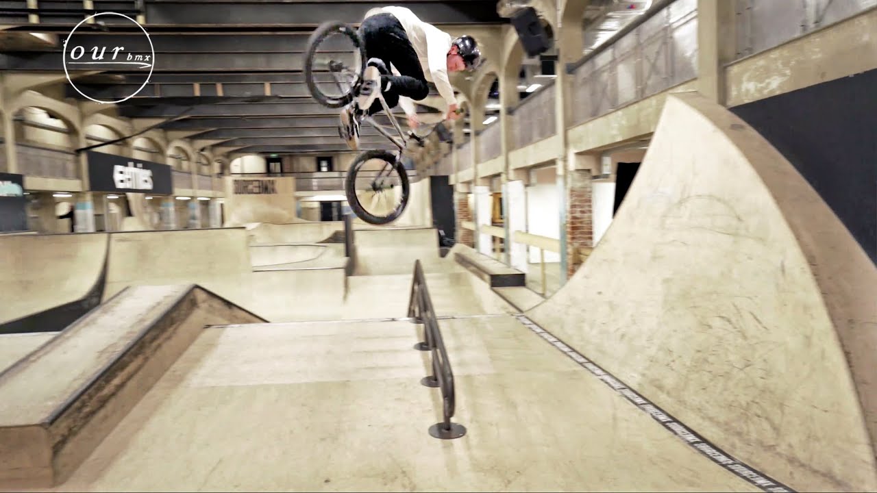 LOCKED IN A SKATEPARK - STUART CHISHOLM @ SOURCE BMX