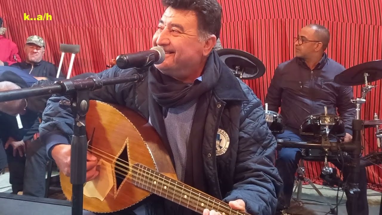 Une Très Belle Chanson Kabyle , kaci imghour à mechtras "boghni" à tizi ouzou