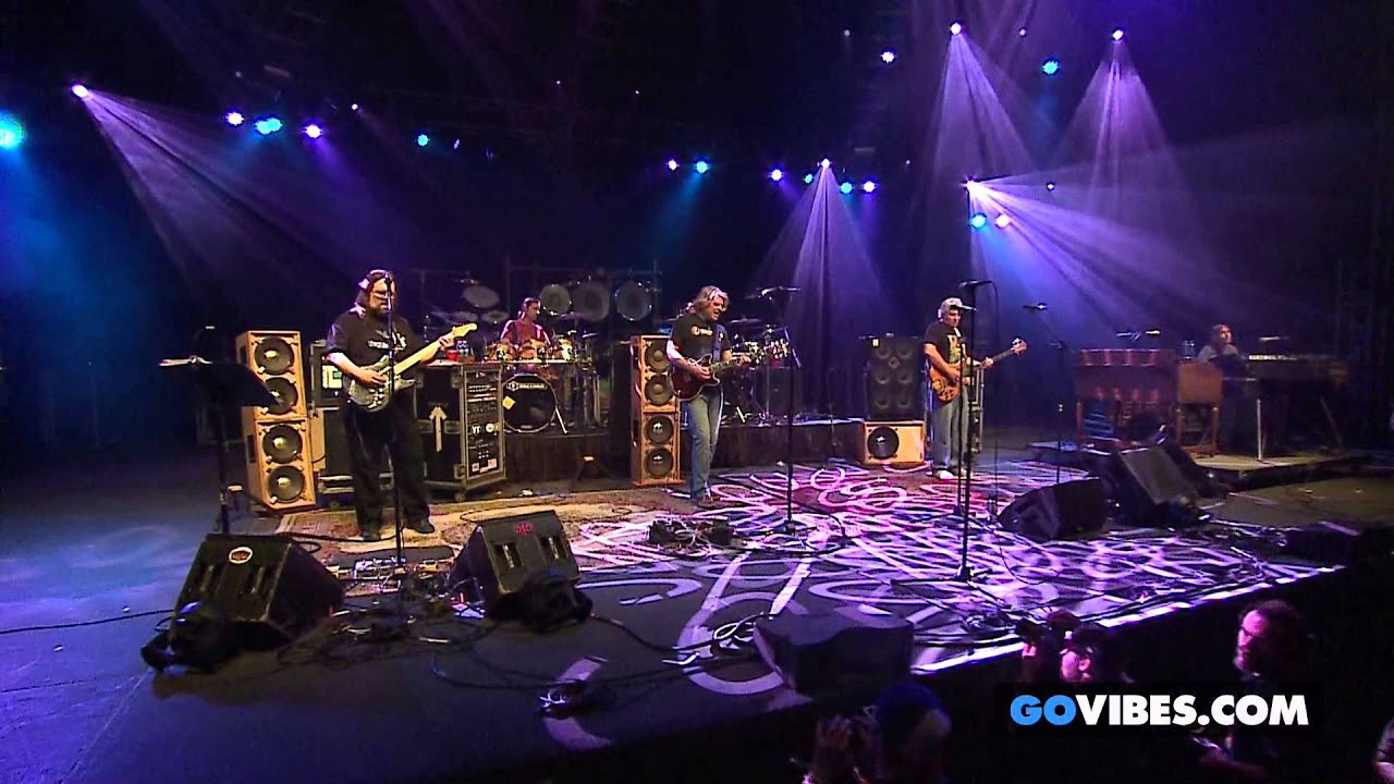 Dark Star Orchestra performs “Shakedown Street” at Gathering of the Vibes Music Festival 2014
