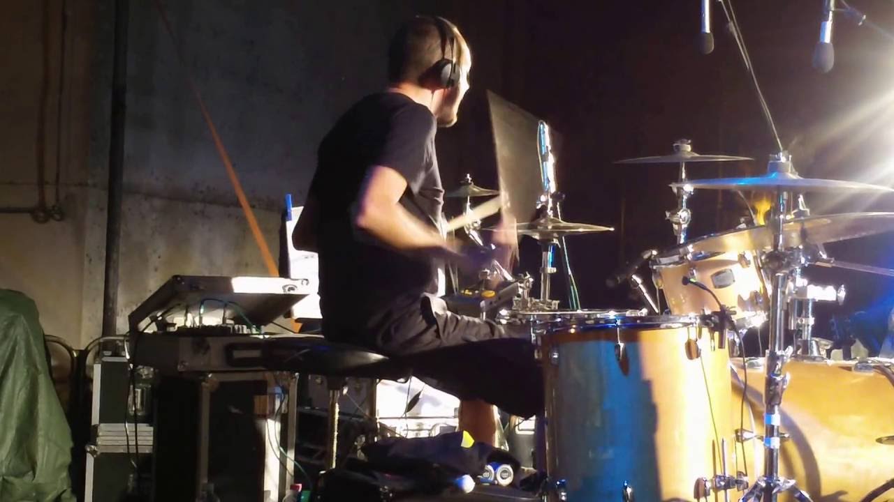 Aurelio Sechi, Fiume Sand Creek, drum cover live (De Andrè)