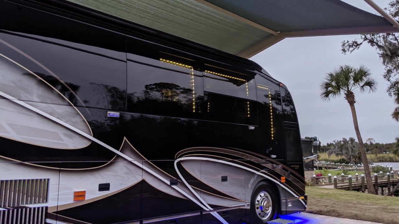 7 BEST RV PAINT JOBS OF 2020