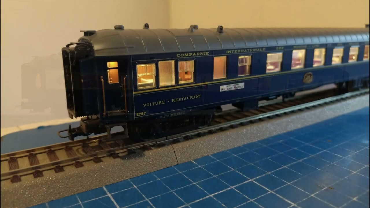 KIT ILLUMINAZIONE VETTURE TRENO AZZURRO RIVAROSSI BY ALMROSE