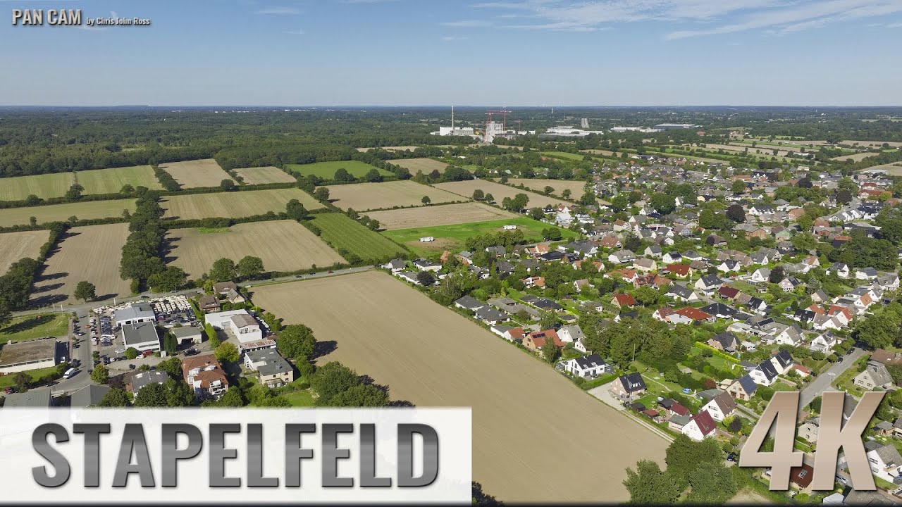 Stapelfeld, Germany: Stellauer Kirchweg, Von-Eichendorff-Weg, Hauptstra&szlig;e - Luftpanorama - 4K - 0066