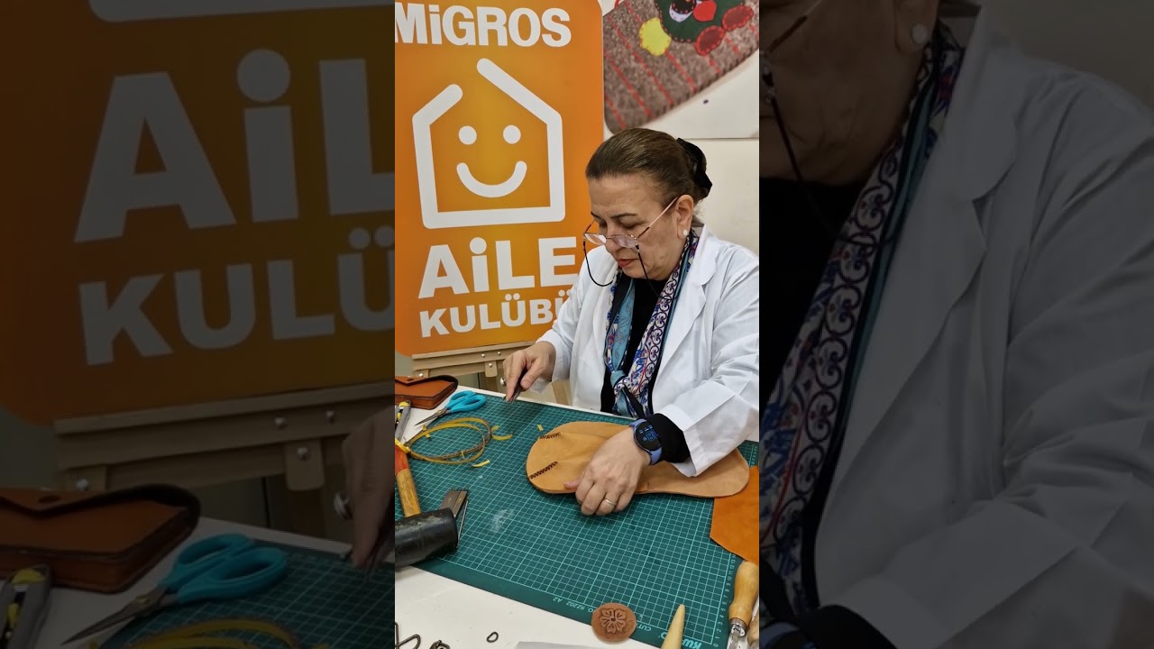 Deri İşlemeciliği Çanta Yapımı