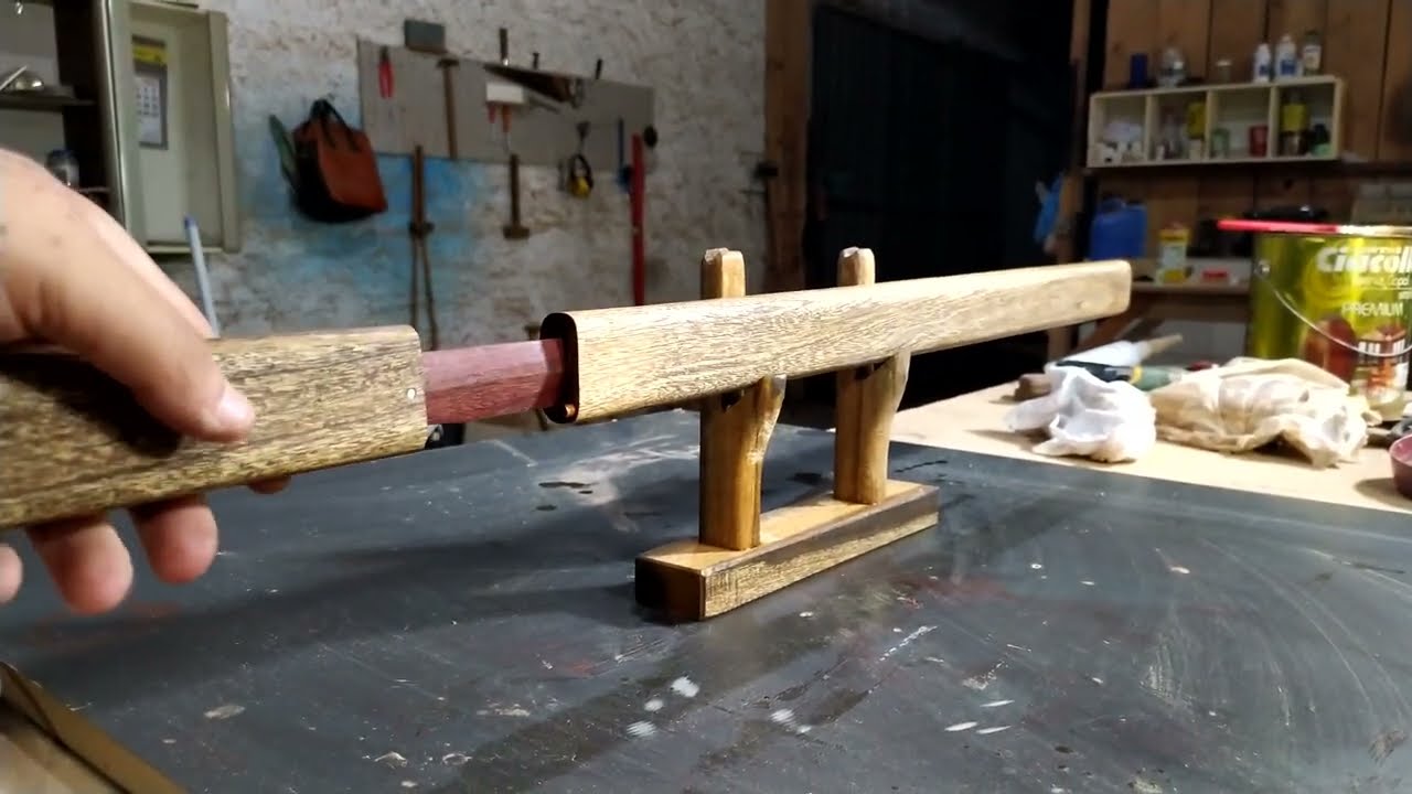 ASMR. MAKING A WOODEN KATANA, FAZENDO UMA KATANA DE MADEIRA