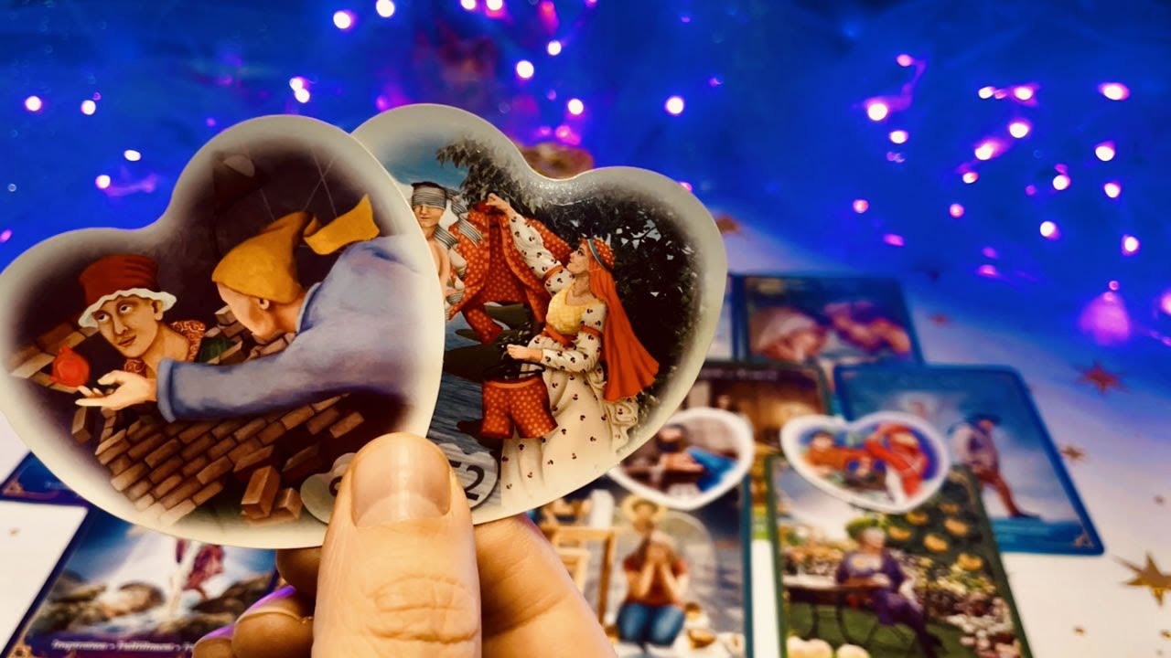 POR QUÉ ESTÁ en SILENCIO? QUÉ SIENTE y PIENSA? 💗🤔 Tarot Interactivo Amor Canalización