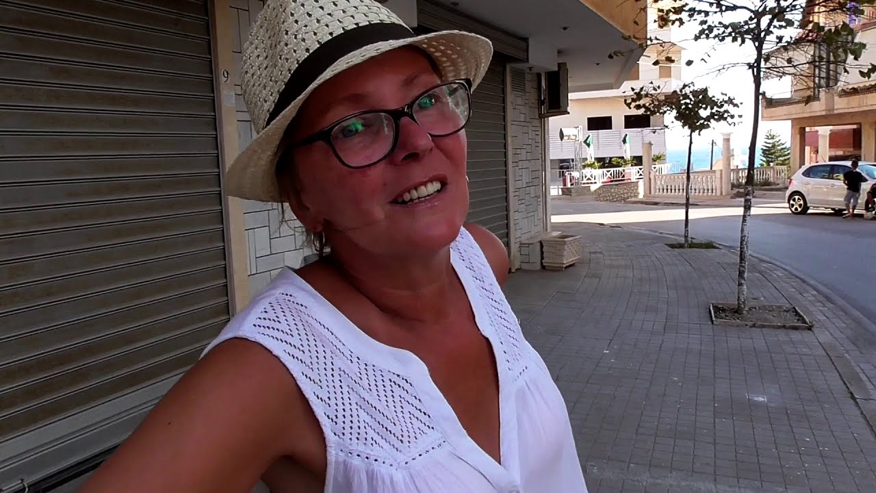 Czy apteka w Sarandzie jest otwarta? Sprawdzamy!