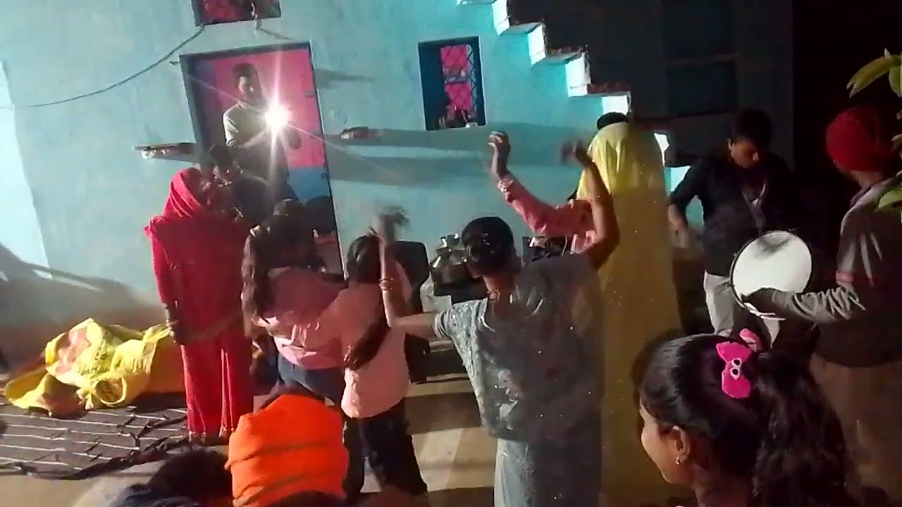 इस वीडियो में देख सकते हो कौन अच्छा डांस कर रहा है कौन नहीं, 🤔😱☑️