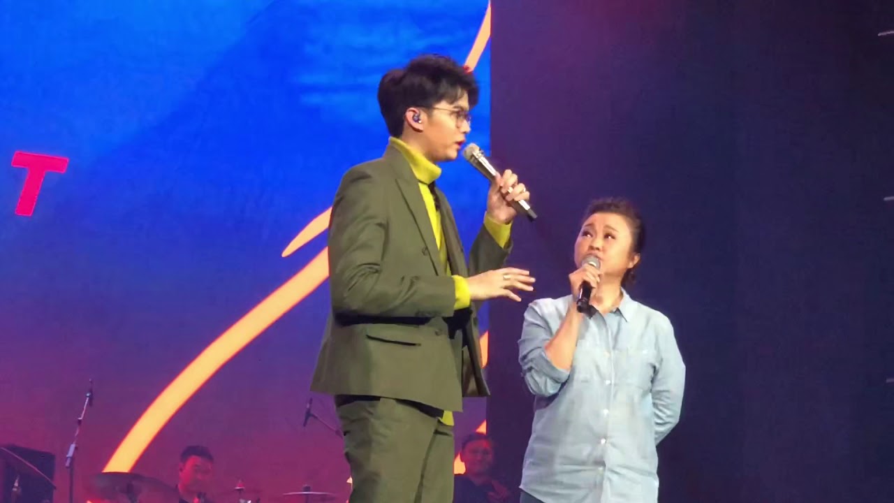 เจนนิเฟอร์ คิ้ม ร่วมชมคอนเสิร์ตใหญ่ครั้งแรกของ “นนท์ ธนนท์” #IamNonttanontTheFirstConcert 25/11/2018