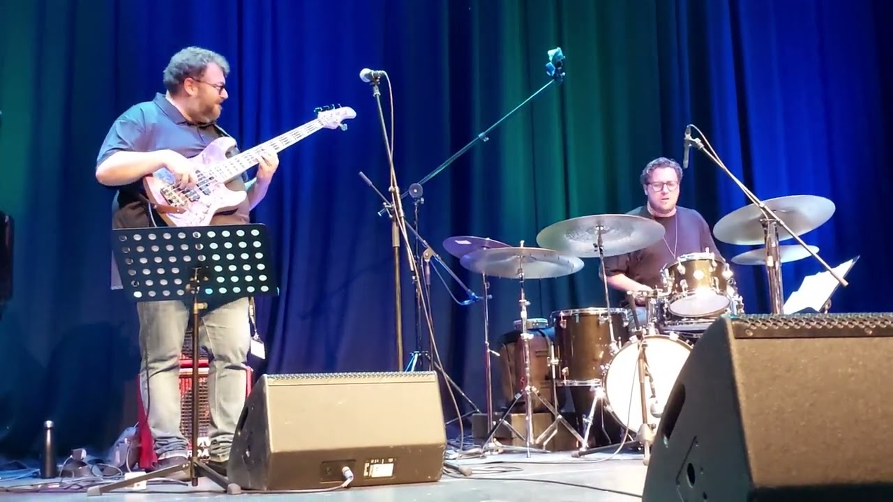 Ricky Quagliato Amazing drum solo (Sligo Jazz Festival)
