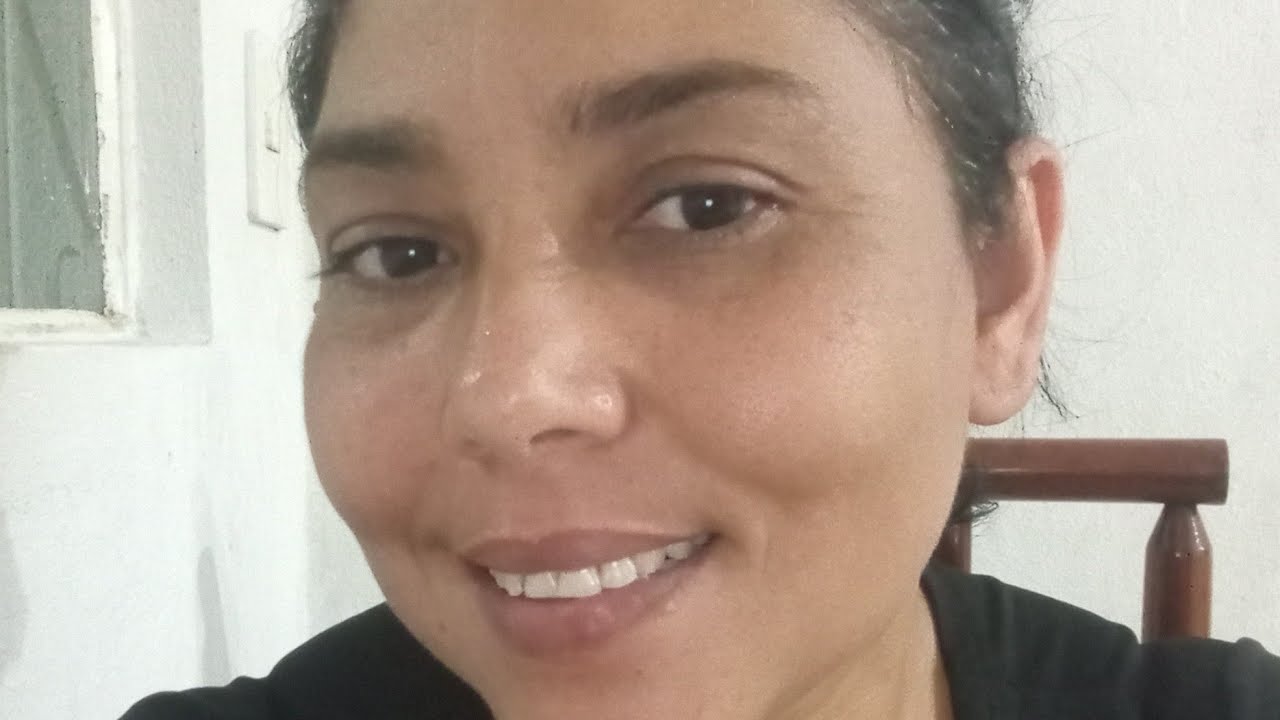 Rozania Dias está ao vivo!