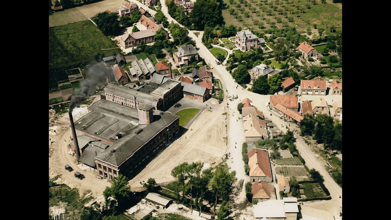 Luchtfoto van 'De Driehoek' Lichtenvoorde in 1928