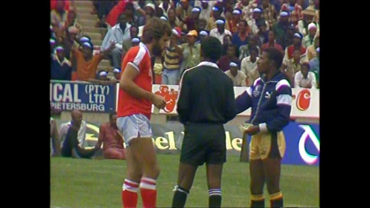MAINSTAY CUP FINAL -1982 - CHIEFS vs AFRICAN WANDERERS