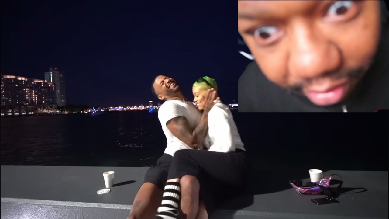 Adult Star Jasamine Banks Try's To Top McQueen Outside !