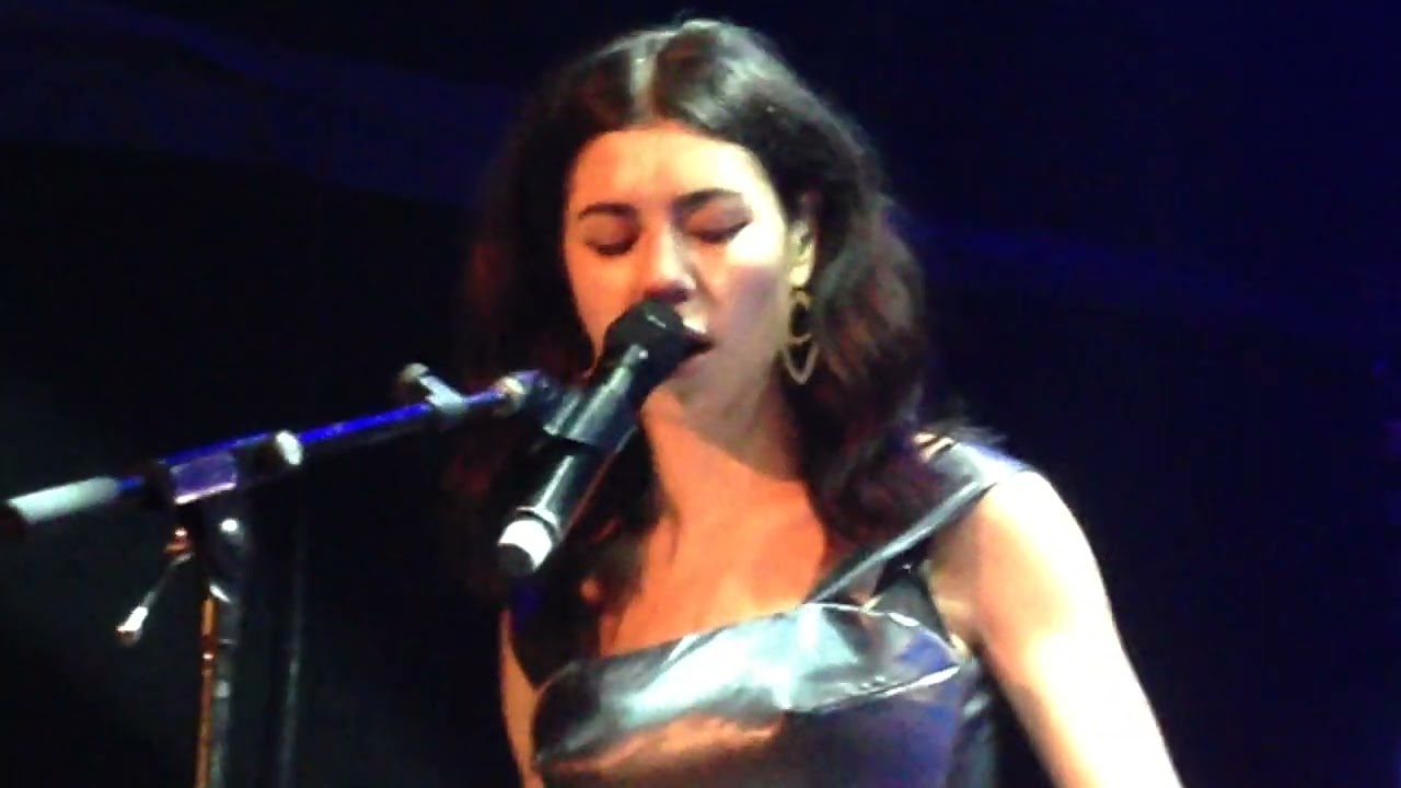 Marina and the Diamonds - Obsessions (Live at Bowery Ballroom, NYC, 3/26/15) (Front Row, HD)