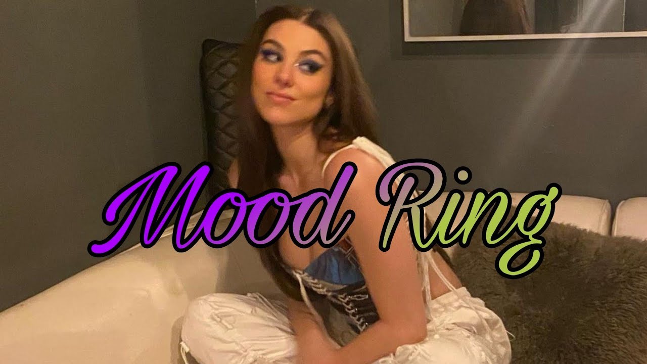Mood Ring - Kira Kosarin (lyrics)