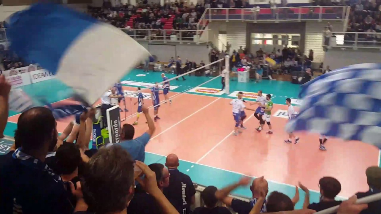 Andiamo ai play off!!!! # Hagar group# A2 pallavolo # Orgogliosi di essere monregalese#