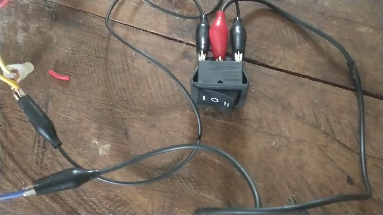 Conectar Motor de lavadora con interruptor de 3 posiciones para que gire en ambos lados.