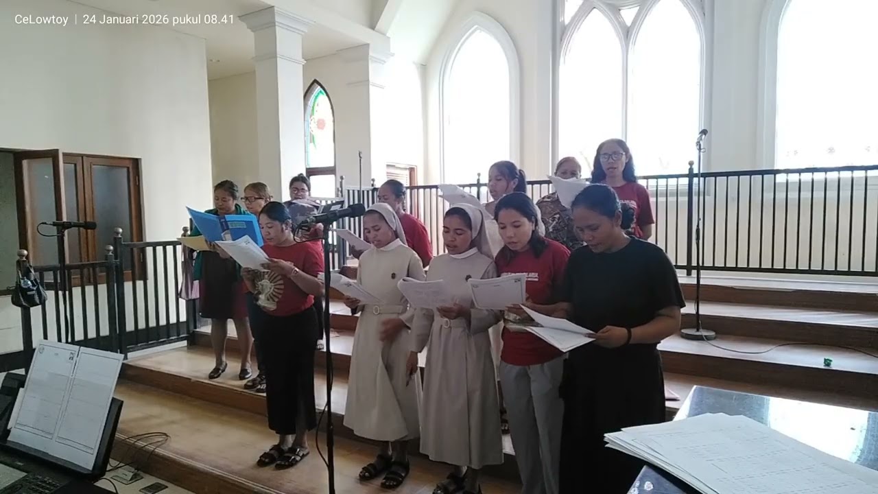 Kyrie n Gloria.....Ordinarium Santa Maria