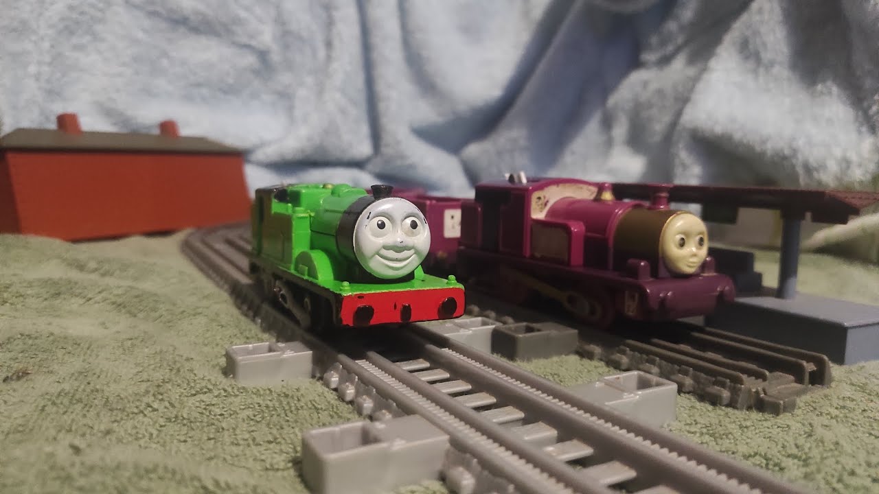 Обзор на паровозика Оливер и Леди ТОМY Plarail|Unboxing and fixing Plarail Oliver and Ledy|Toy train