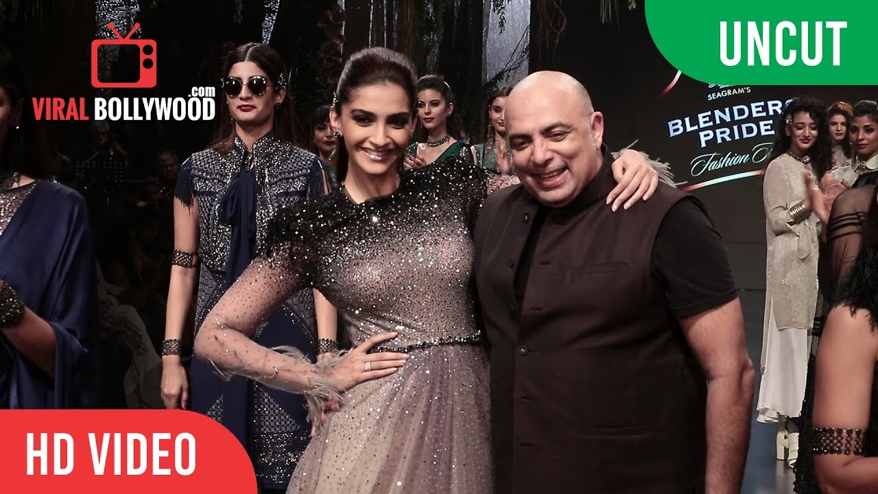 UNCUT - Blenders Pride Fashion Tour | Sonam Kapoor ShowStopper | Viralbollywood