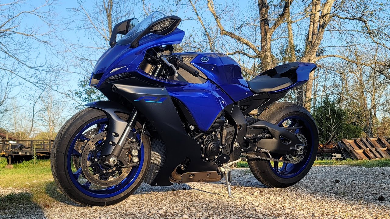 How To Lower The Front End On A 2023 Yamaha R1 Motorcycle.