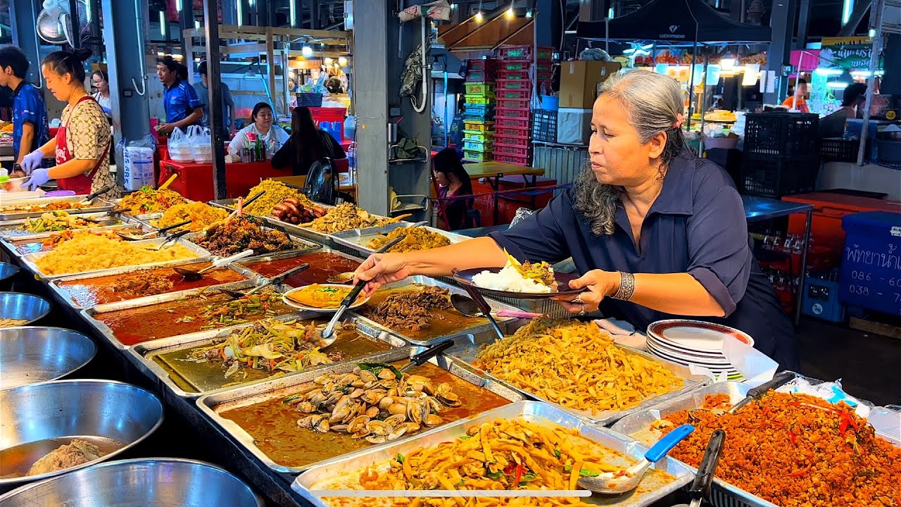 The BIGGEST Night Market in Pattaya | Thepprasit Night Market (Part 4) #thaifood