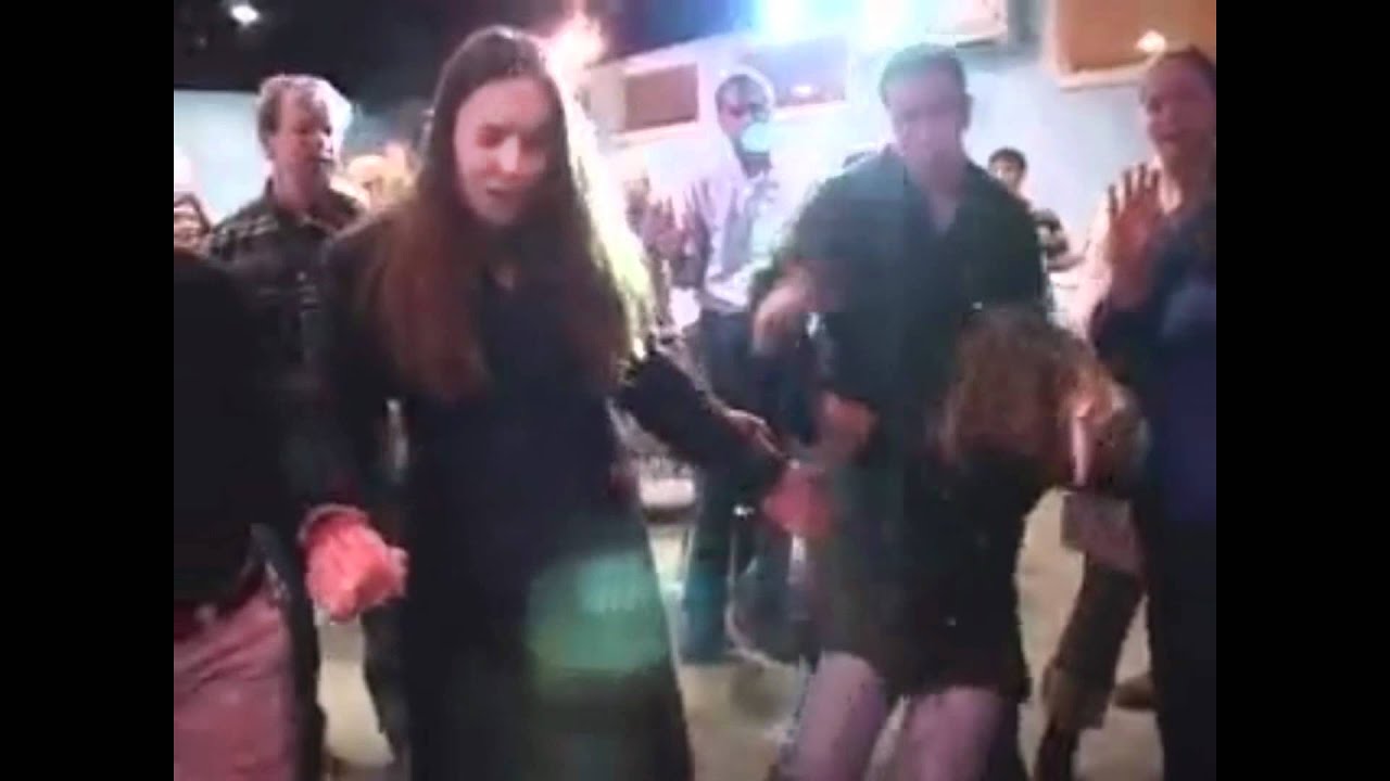 How to dance to dubstep - Pentecostal edition