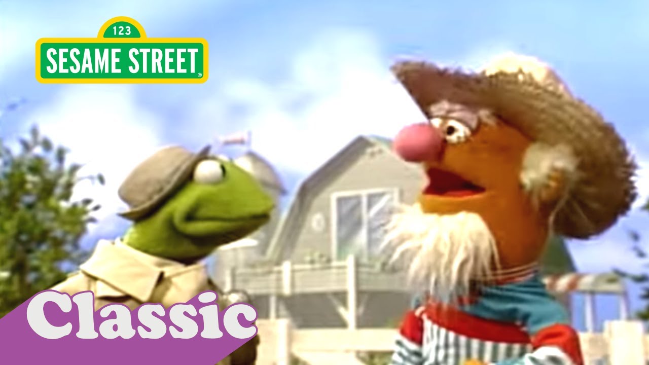 Kermit News Flash: Old MacDonald's Health Farm | Sesame Street Classic