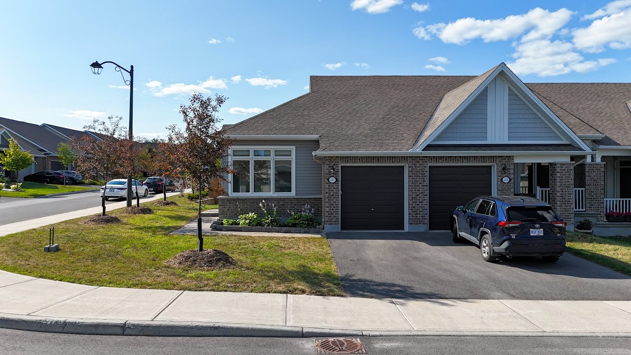 [📍 SOLD 📍]  247 MAYGRASS WAY, STITTSVILLE ON  K2S 2K9