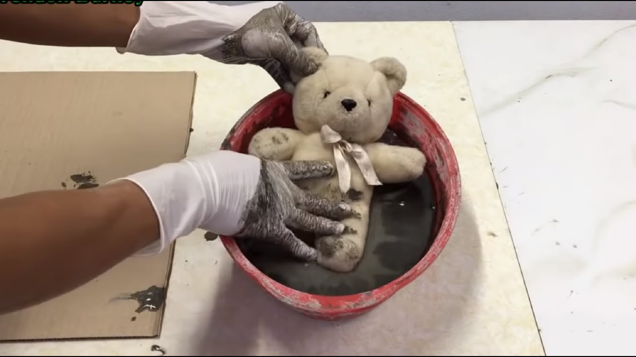 Design potted plants from teddy bears and cement // Decorative creative plant pots