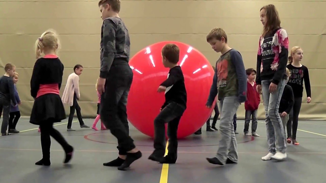 De Rode Bal - Basisschool DEN DIJK