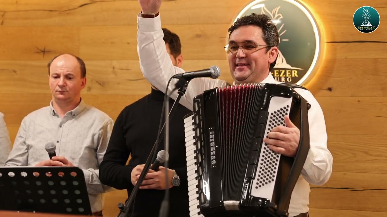 Mai mult ca orice | Beni Cibu și grupul 