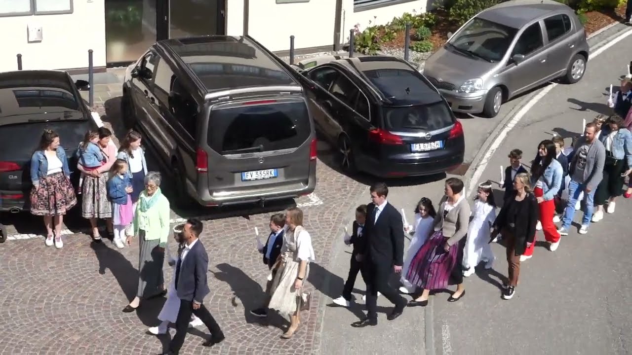 Erstkommunion Einzug in Mühlwald 12.05.2024