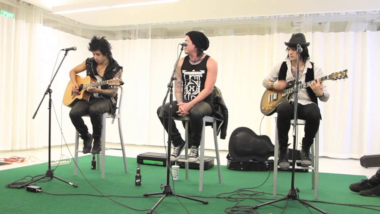 Escape The Fate - Picture Perfect - Acoustic Live Unplugged Version - Connor