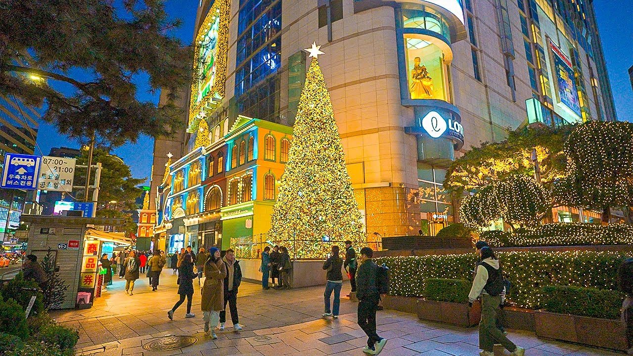 Christmas Lights Night Walk on Myeongdong Street in Seoul | Walking Tour Guide 4K HDR