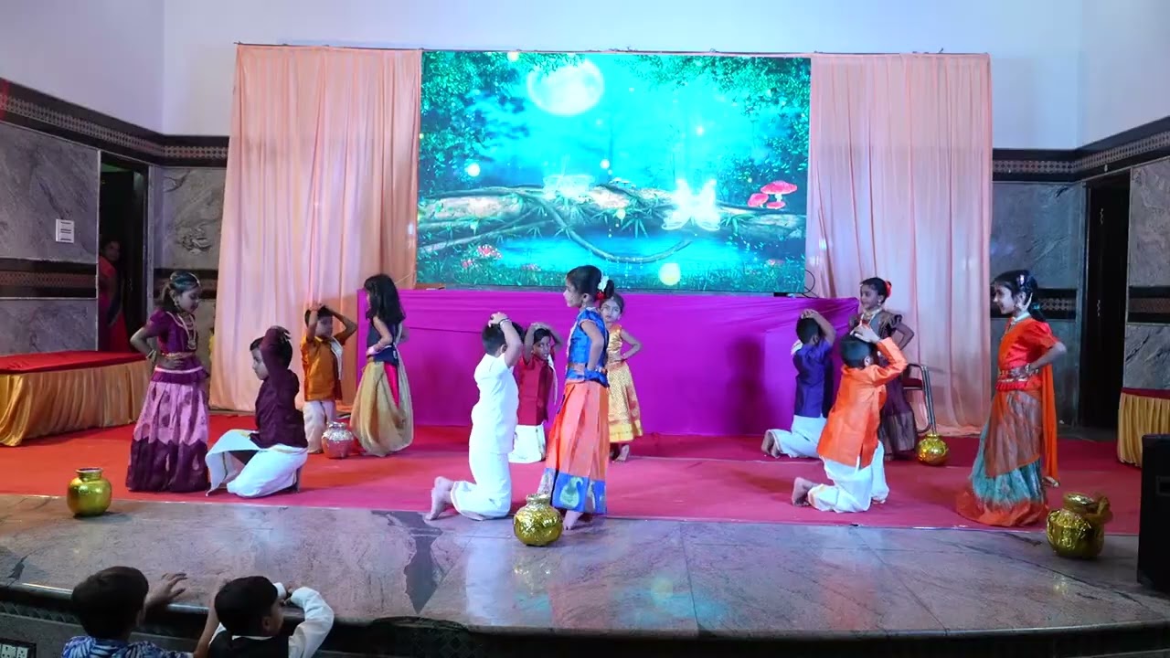 ನೀ ನೀರಿಗೆ ಬಾರೆ ಚೆನ್ನಿ dance performed by Ukg boy and girls