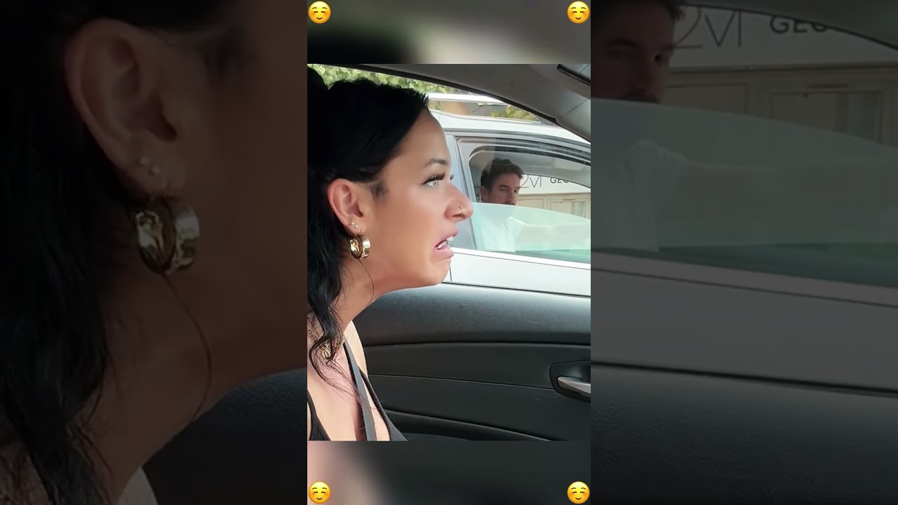 Car windows prank #funny #carwindow #funnyprank #car #prank #funnyvideos