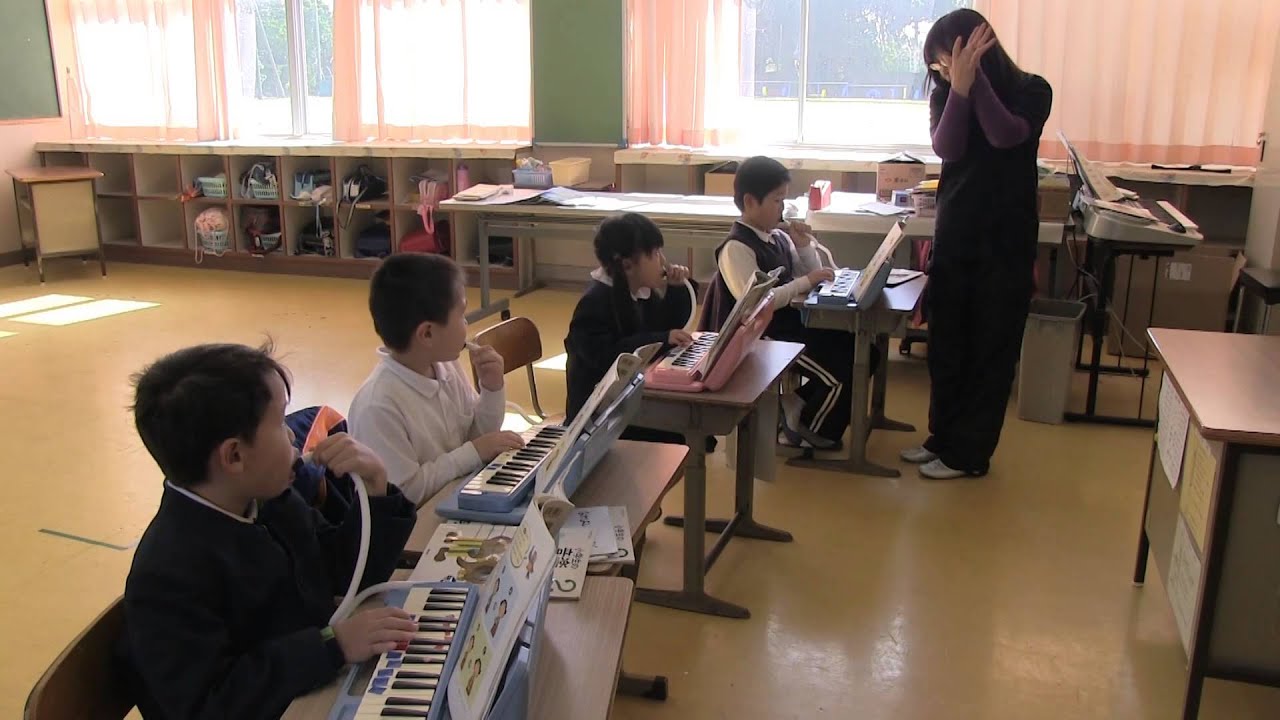 種子島の学校：伊関小学校旧校舎での最後の授業